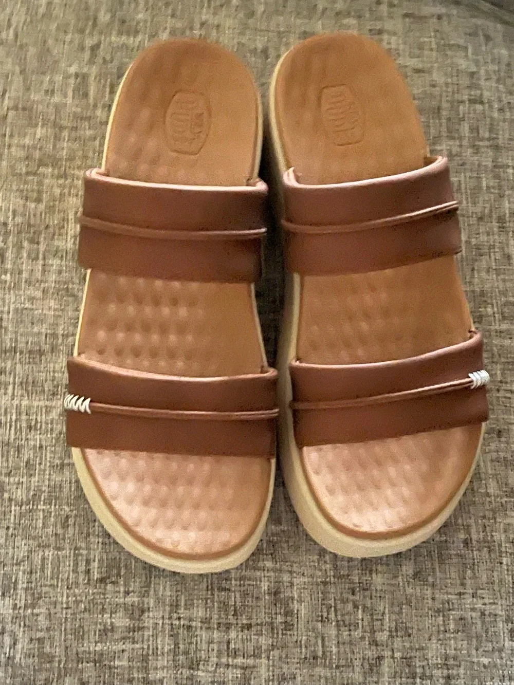 HEYDUDE
Women's Austin Slide
Classic Platform Sandal Cognac Size Women’s 10 New - Picture 4 of 10